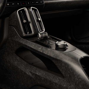 Aston Martin Valhalla_24