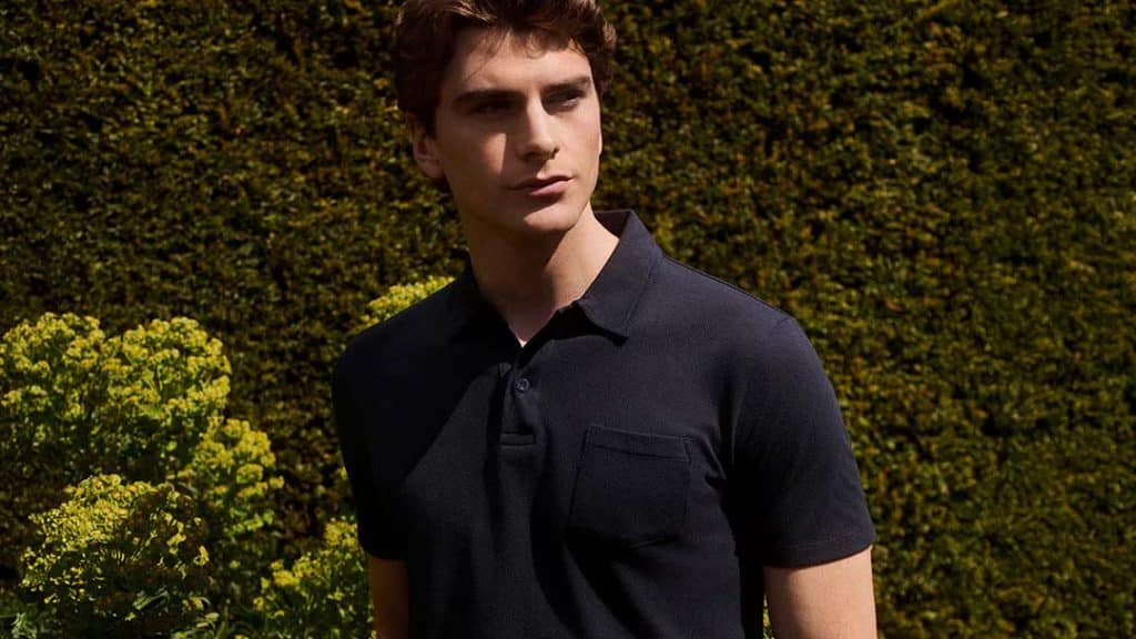 The classic Riviera Polo Shirt by Sunspel, originally tailored for Daniel Craig’s debut as James Bond in Casino Royale.
Photo Credit: © Sunspel Ltd