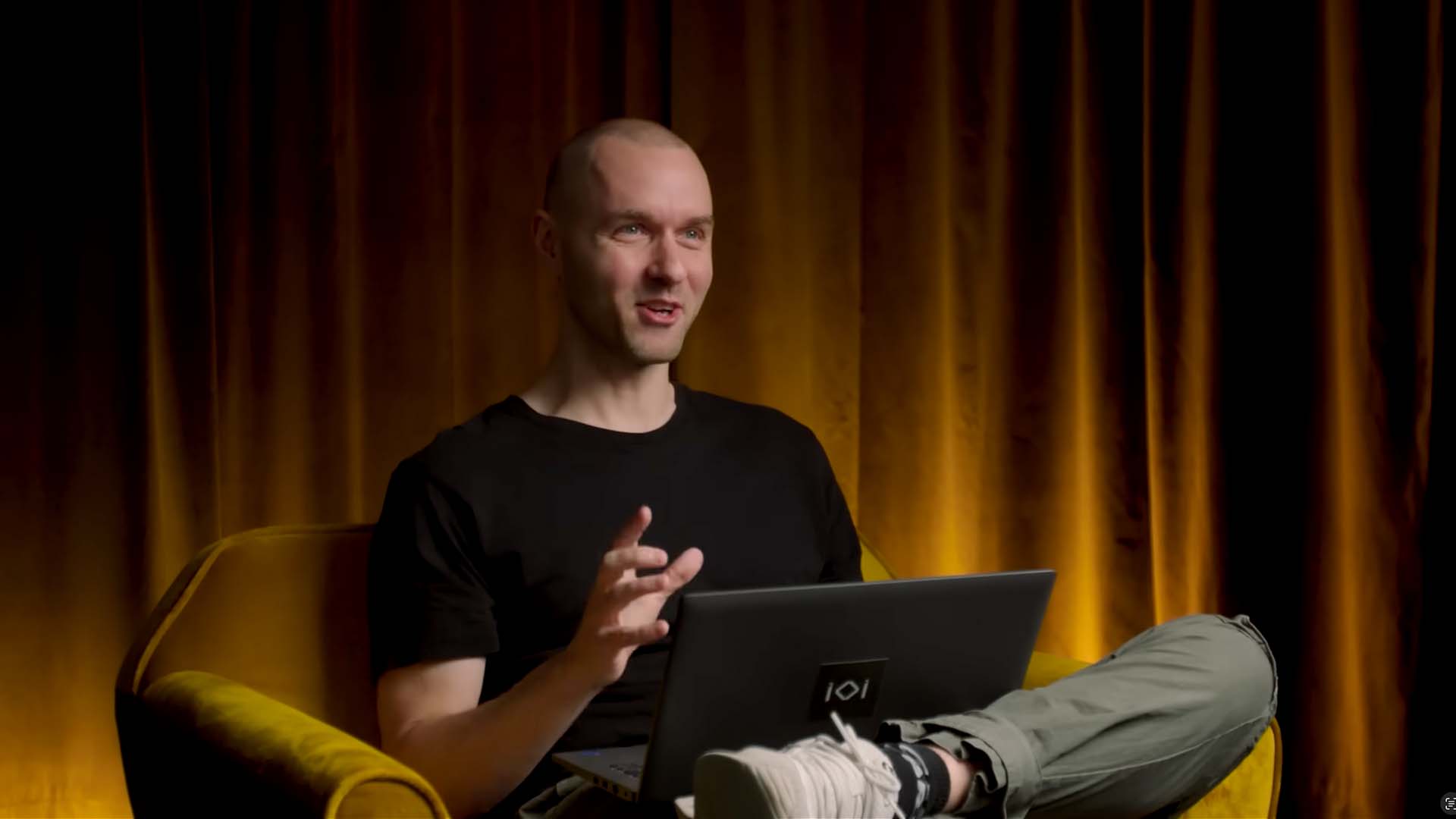 Episode 1 of IOI’s dev diary “Beyond The Light” explores the core gameplay design of 007: First Light, from creative approaches to gadgets, stealth, and developer insights.