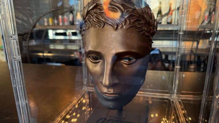First Look: The Legacy and Collector’s Edition Replicas of 007 First ...